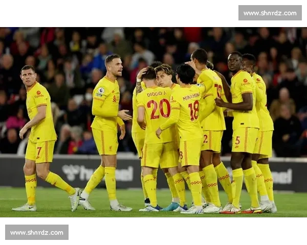 英超足球联赛竞技风格与商业运营特点深度解析发展趋势与全球影响 - 副本 - 副本 - 副本 (2)